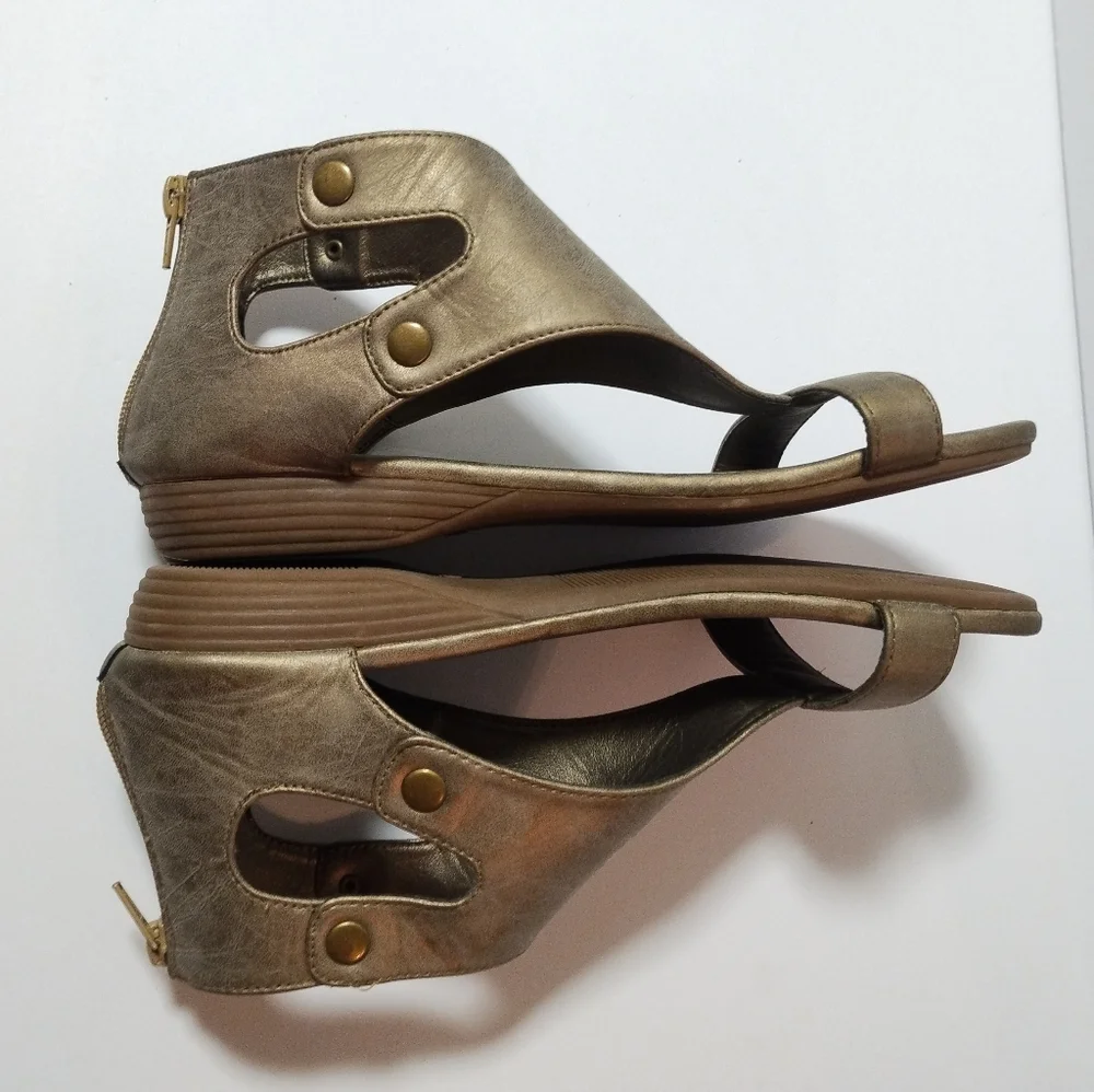 Corkys Amelia Gladiator Brushed Gold Bronze Open Toe Sandals Zip Back Size 9